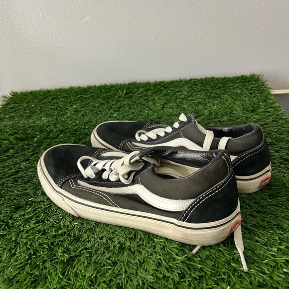 Vans Black and White Classic Sneakers - Picture 3 of 4